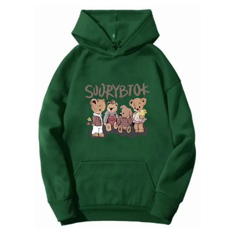 Kvinnors hoodie med lekfullt björnmotiv Mirla-Eva Jonsson