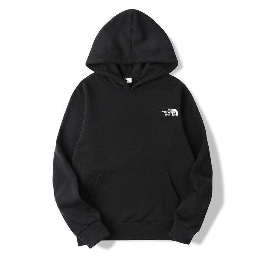 Kvinnors hoodie med mjukt fleecefoder och stilren minimalistisk design Mirla-Eva Jonsson