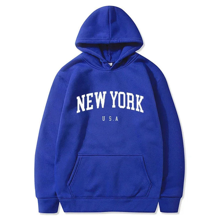 Kvinnors hoodie med moderiktigt New York-motiv och bekväm passform Mirla-Eva Jonsson