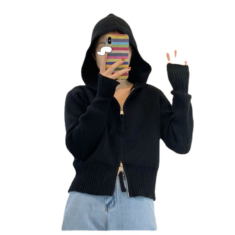 Kvinnors hoodie med modern dragkedja och skräddarsydd passform Mirla-Eva Jonsson