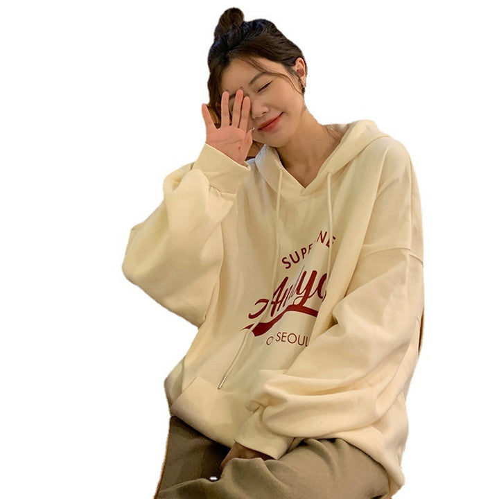 Kvinnors hoodie med modern text och avslappnad passform-Eva Jonsson