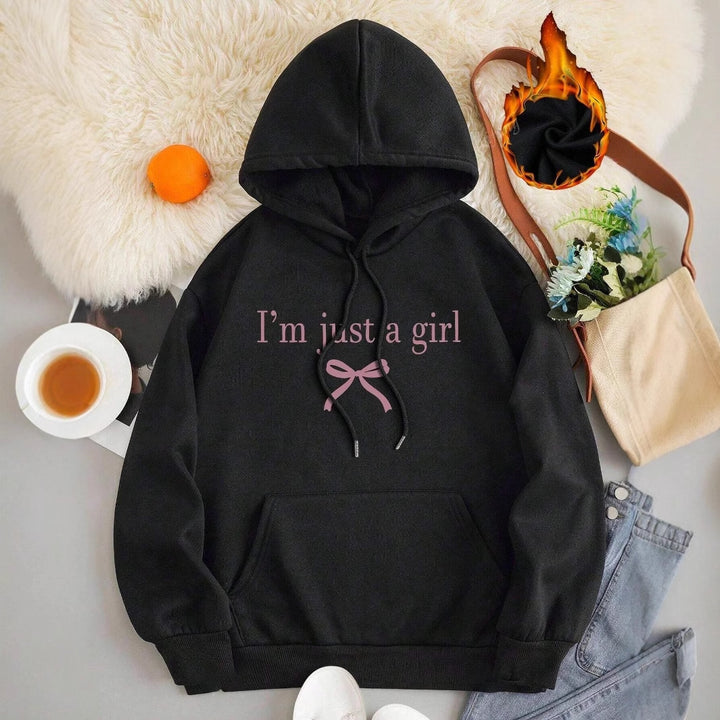 Kvinnors hoodie med modern tryck och klassisk passform Mirla-Eva Jonsson