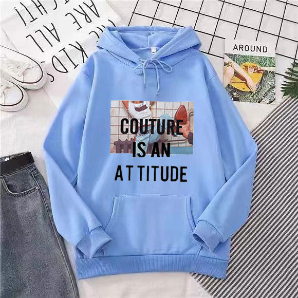 Kvinnors hoodie med modern uttalandedesign Mirla-Eva Jonsson