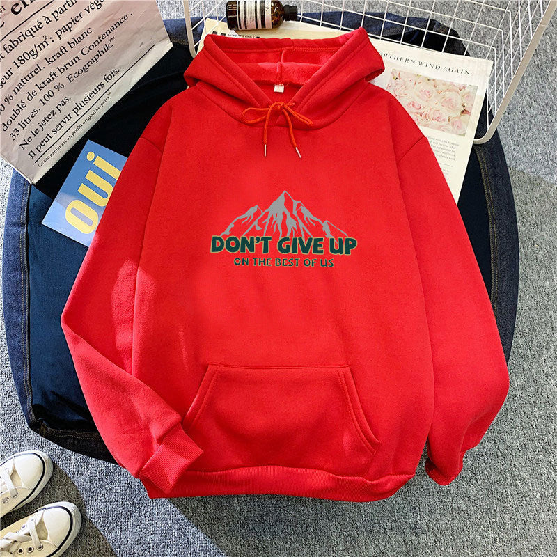 Kvinnors hoodie med motiverande bergsdesign Mirla-Eva Jonsson