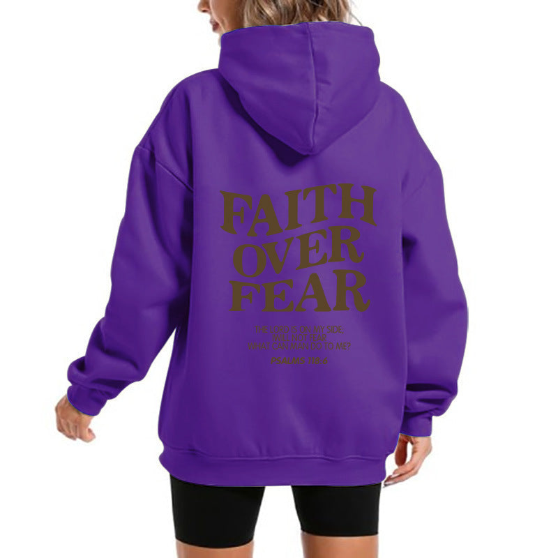 Kvinnors hoodie med motiverande text och bekväm passform Mirla-Eva Jonsson