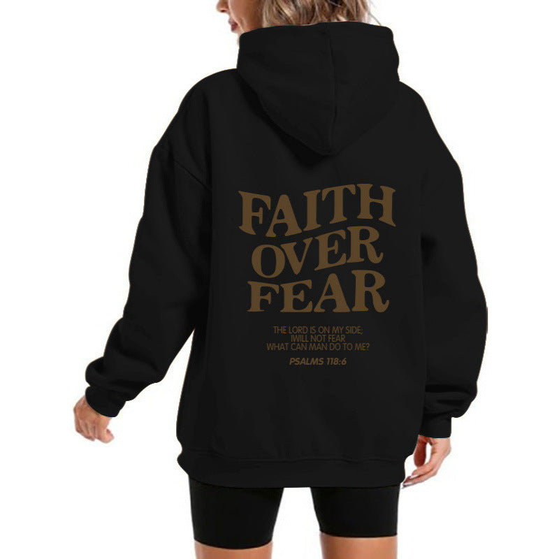 Kvinnors hoodie med motiverande text och bekväm passform Mirla-Eva Jonsson