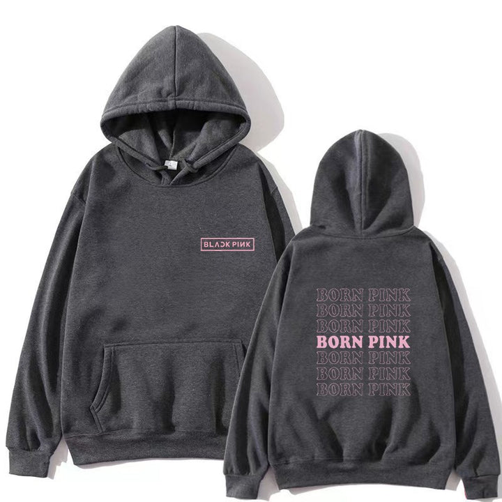 Kvinnors hoodie med slående grafisk design Mirla-Eva Jonsson
