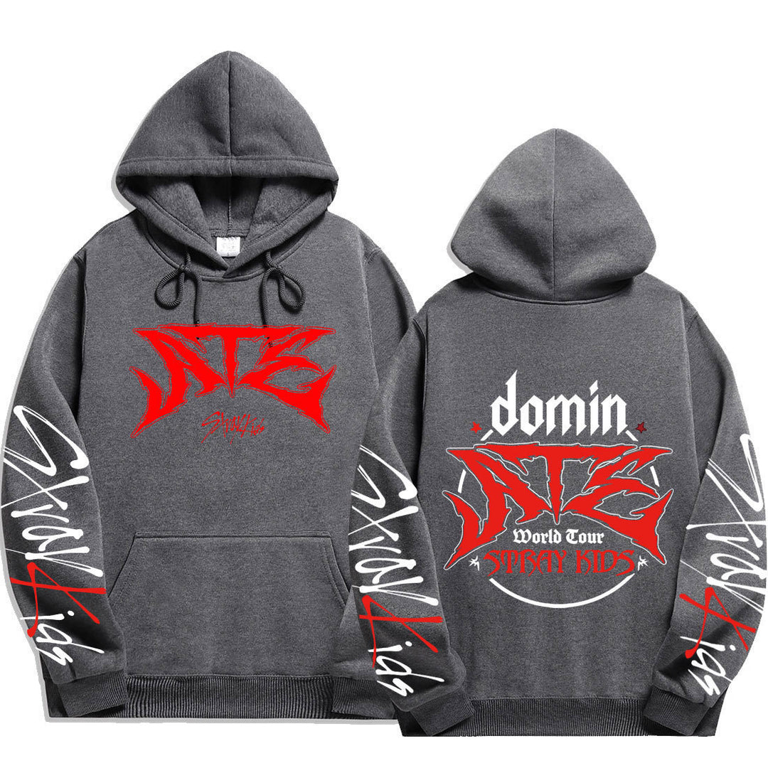 Kvinnors hoodie med slående grafisk design Mirla-Eva Jonsson