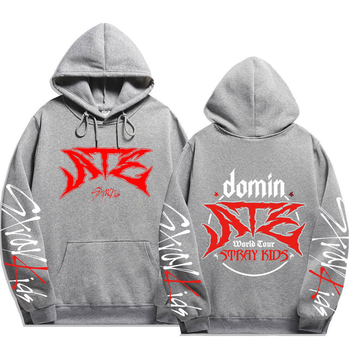 Kvinnors hoodie med slående grafisk design Mirla-Eva Jonsson