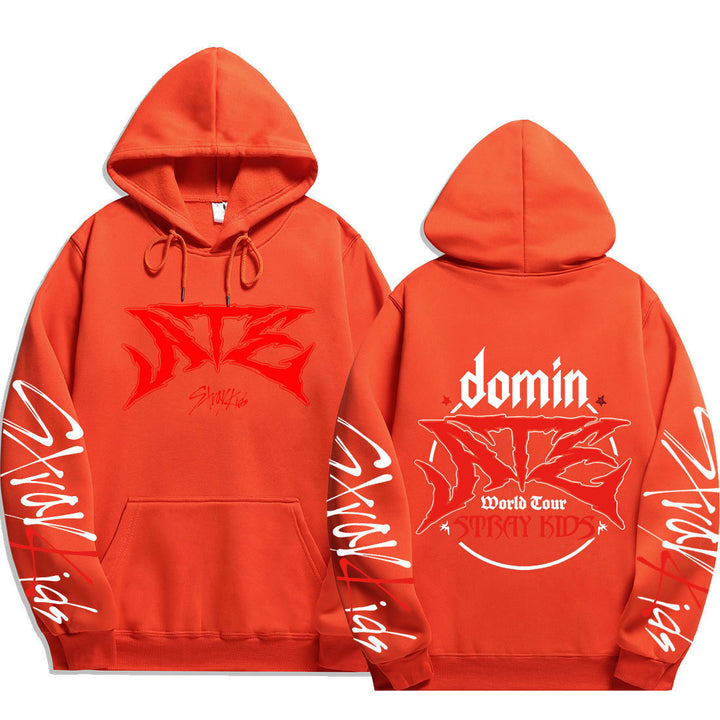 Kvinnors hoodie med slående grafisk design Mirla-Eva Jonsson