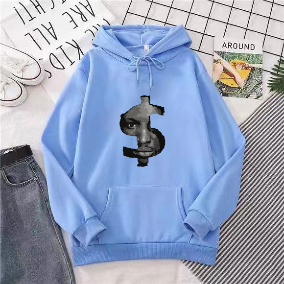 Kvinnors hoodie med slående grafiskt tryck Mirla-Eva Jonsson