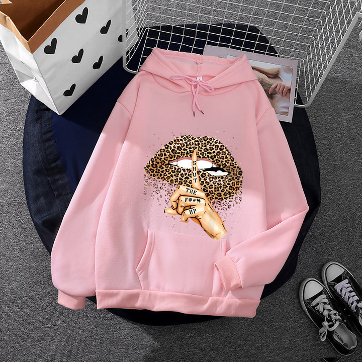 Kvinnors hoodie med slående leopardmönster Mirla-Eva Jonsson