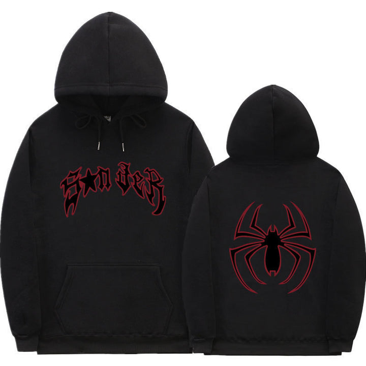 Kvinnors hoodie med slående spidermotiv och grov text Mirla-Eva Jonsson