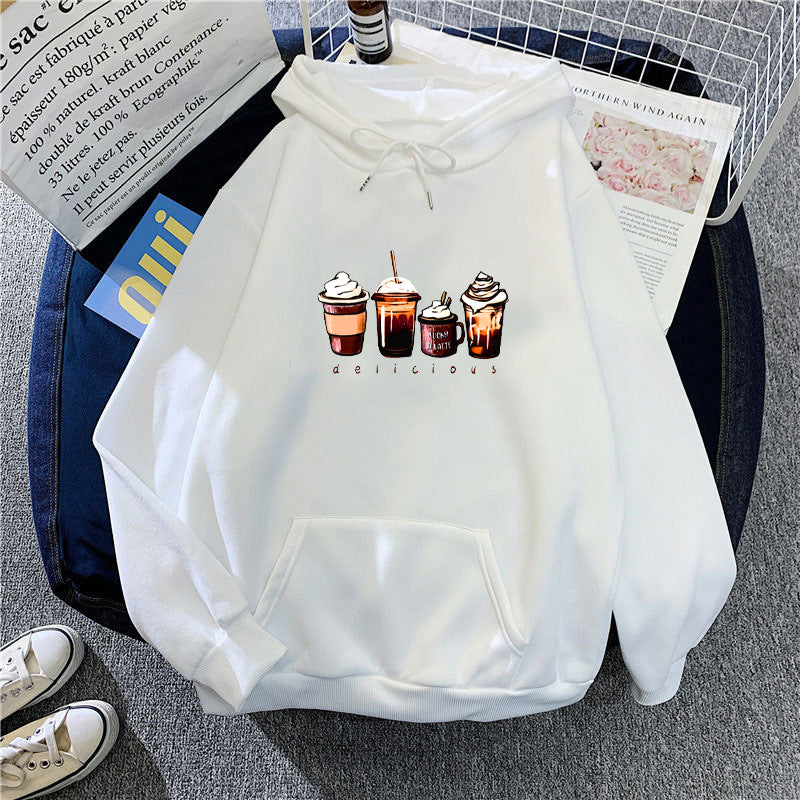 Kvinnors hoodie med söt dryckmotiv Mirla-Eva Jonsson