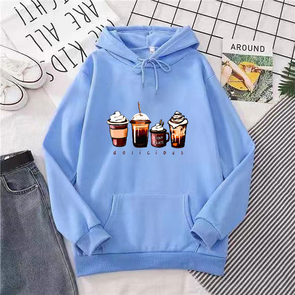 Kvinnors hoodie med söt dryckmotiv Mirla-Eva Jonsson