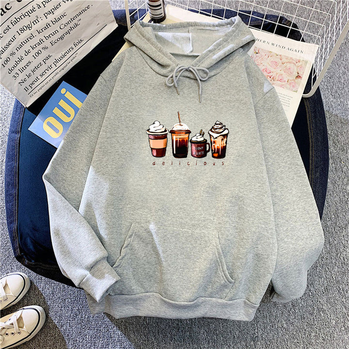 Kvinnors hoodie med söt dryckmotiv Mirla-Eva Jonsson