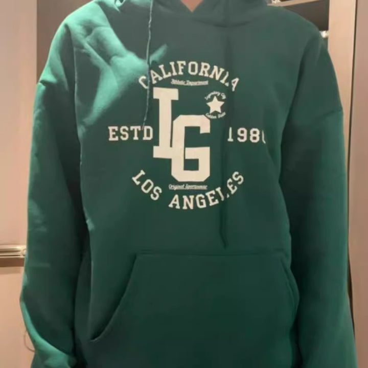 Kvinnors hoodie med sportig California tryck Mirla-Eva Jonsson
