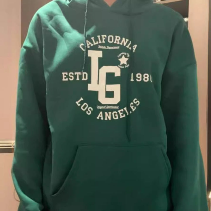 Kvinnors hoodie med sportig California tryck Mirla-Eva Jonsson