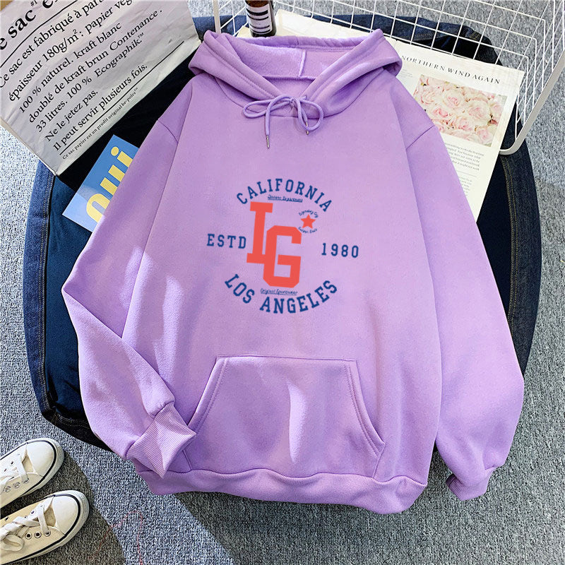 Kvinnors hoodie med sportig California tryck Mirla-Eva Jonsson