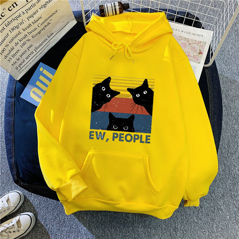 Kvinnors hoodie med stilfullt kattmotiv och inspirerande text Mirla-Eva Jonsson