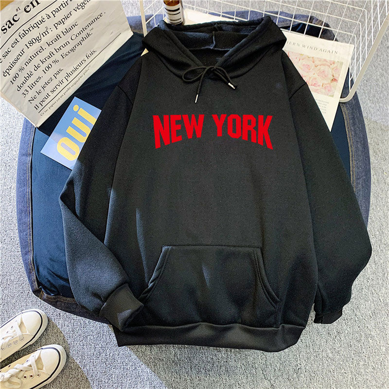 Kvinnors hoodie med stilig New York-design Mirla-Eva Jonsson