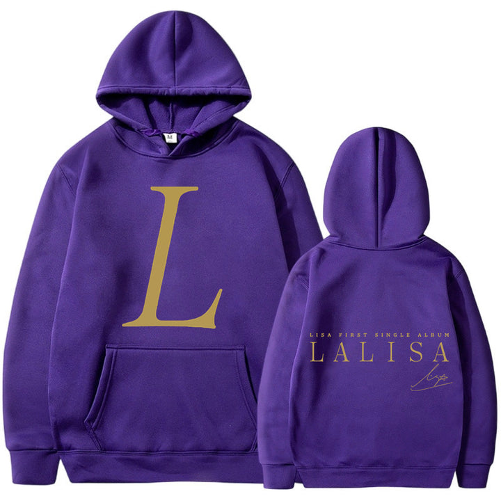 Kvinnors hoodie med stiliga initialtryck och generös känguruficka Mirla-Eva Jonsson