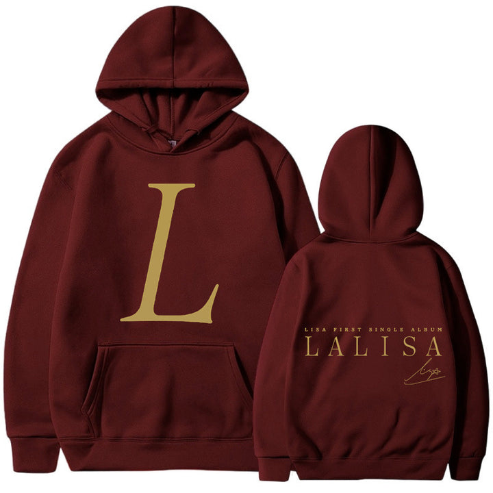 Kvinnors hoodie med stiliga initialtryck och generös känguruficka Mirla-Eva Jonsson