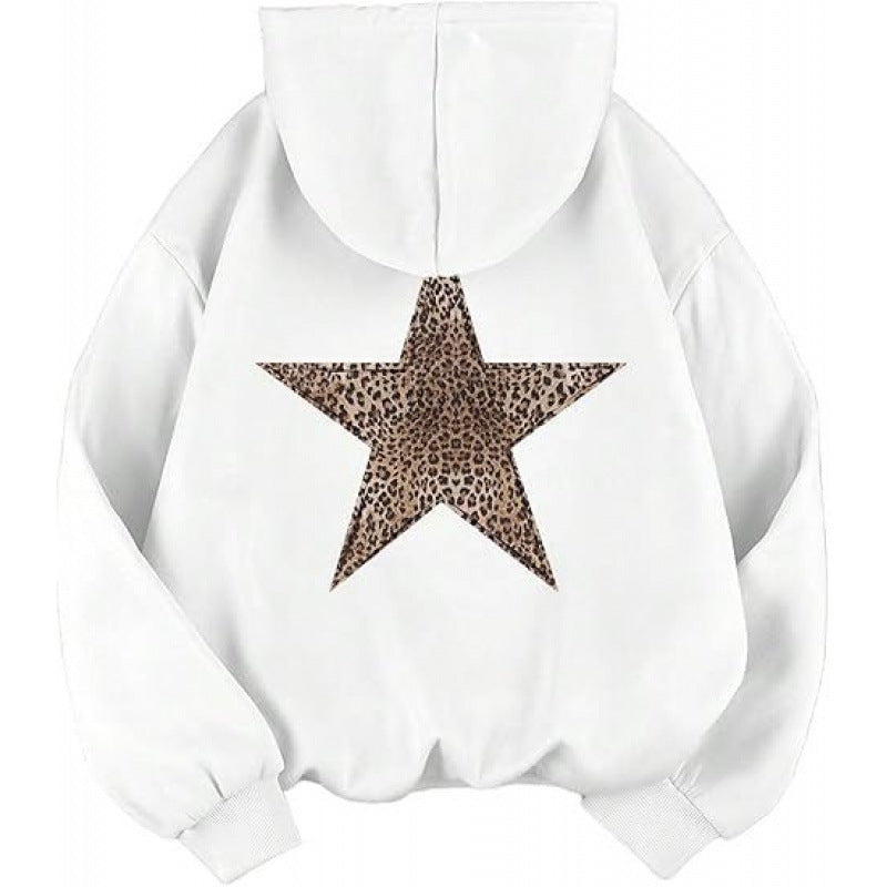 Kvinnors hoodie med stiligt leopardstjärn design och avslappnad passform Mirla-Eva Jonsson