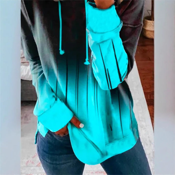 Kvinnors hoodie med stilren gradient och unik design Mirla-Eva Jonsson
