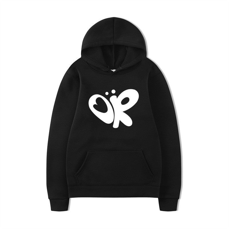 Kvinnors hoodie med stor tryck och praktisk känguruficka Mirla-Eva Jonsson