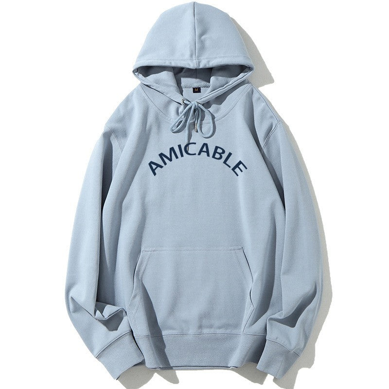 Kvinnors hoodie med stora bokstäver och känguruficka Mirla-Eva Jonsson
