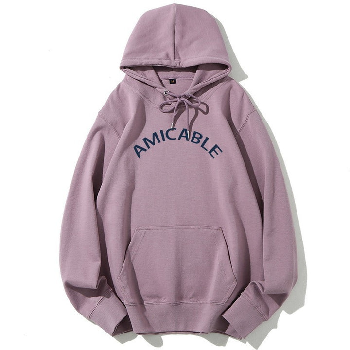 Kvinnors hoodie med stora bokstäver och känguruficka Mirla-Eva Jonsson