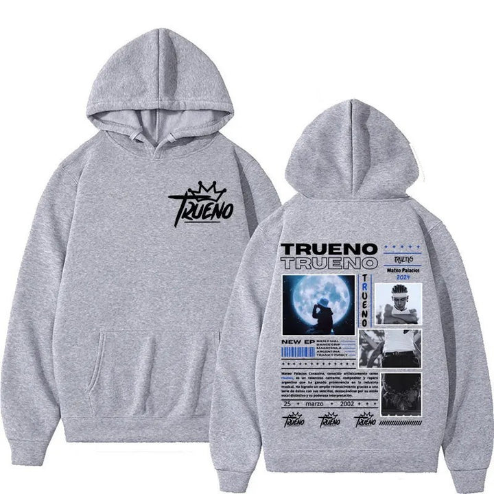 Kvinnors hoodie med unik grafisk design och bekväm passform Mirla-Eva Jonsson
