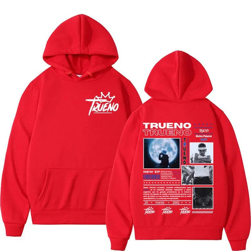 Kvinnors hoodie med unik grafisk design och bekväm passform Mirla-Eva Jonsson