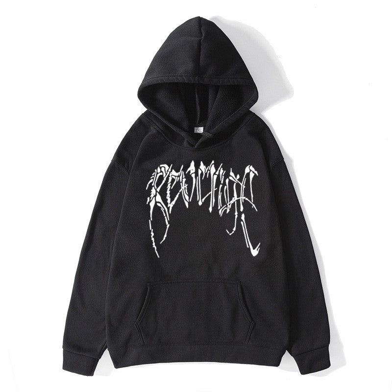 Kvinnors hoodie med unik grafisk text Mirla-Eva Jonsson