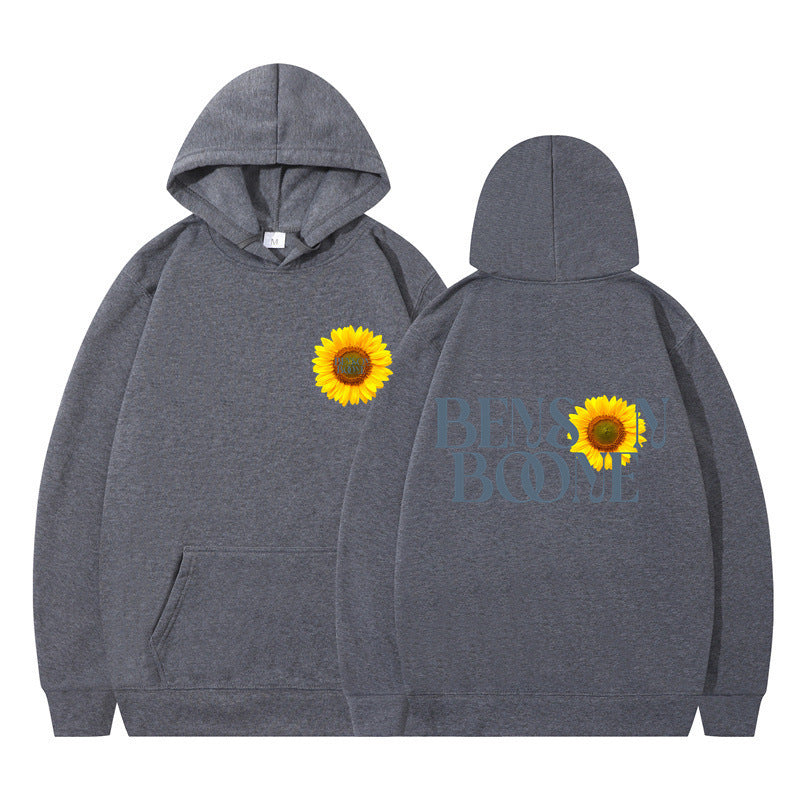 Kvinnors hoodie med unik solrosdesign och bekväm passform Mirla-Eva Jonsson