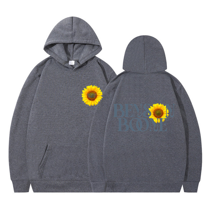 Kvinnors hoodie med unik solrosdesign och bekväm passform Mirla-Eva Jonsson