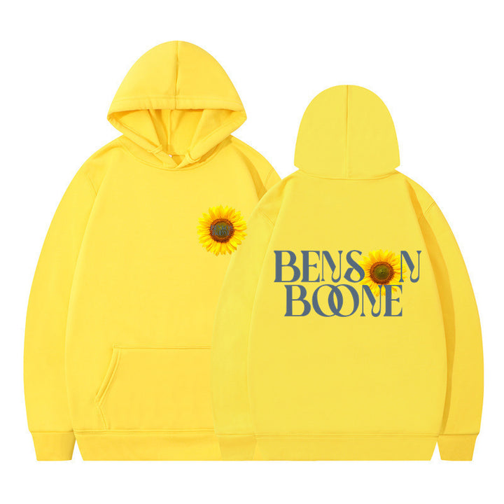 Kvinnors hoodie med unik solrosdesign och bekväm passform Mirla-Eva Jonsson