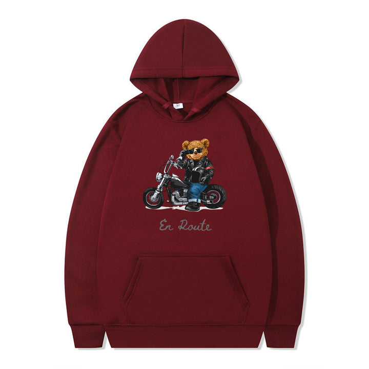 Kvinnors hoodie med unikt björndesign och avslappnad passform Mirla-Eva Jonsson