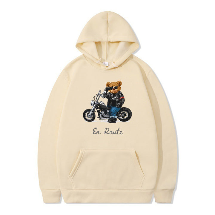 Kvinnors hoodie med unikt björndesign och avslappnad passform Mirla-Eva Jonsson