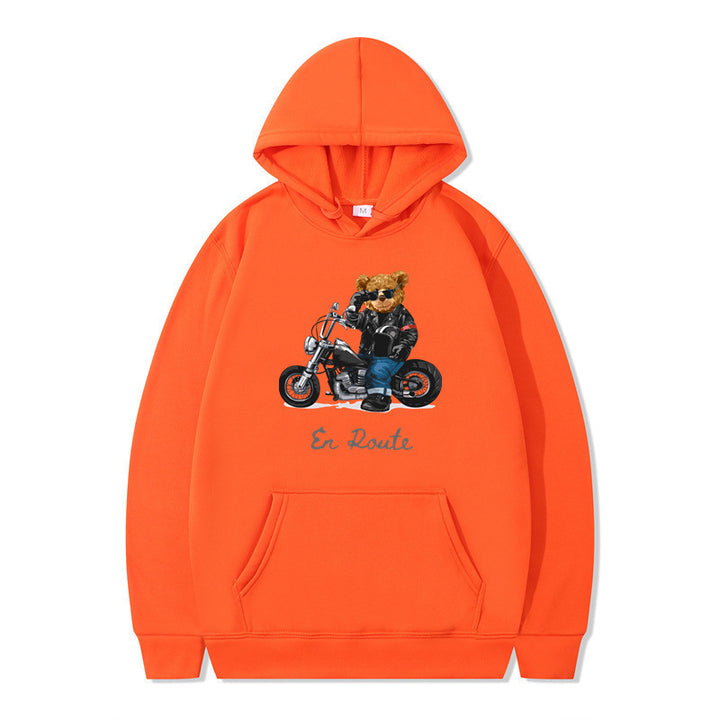 Kvinnors hoodie med unikt björndesign och avslappnad passform Mirla-Eva Jonsson