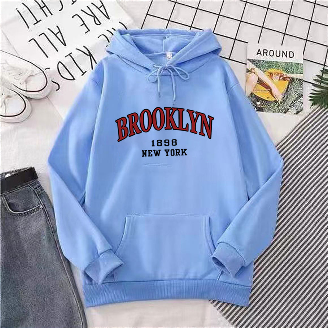Kvinnors hoodie med urban Brooklyn design Mirla-Eva Jonsson