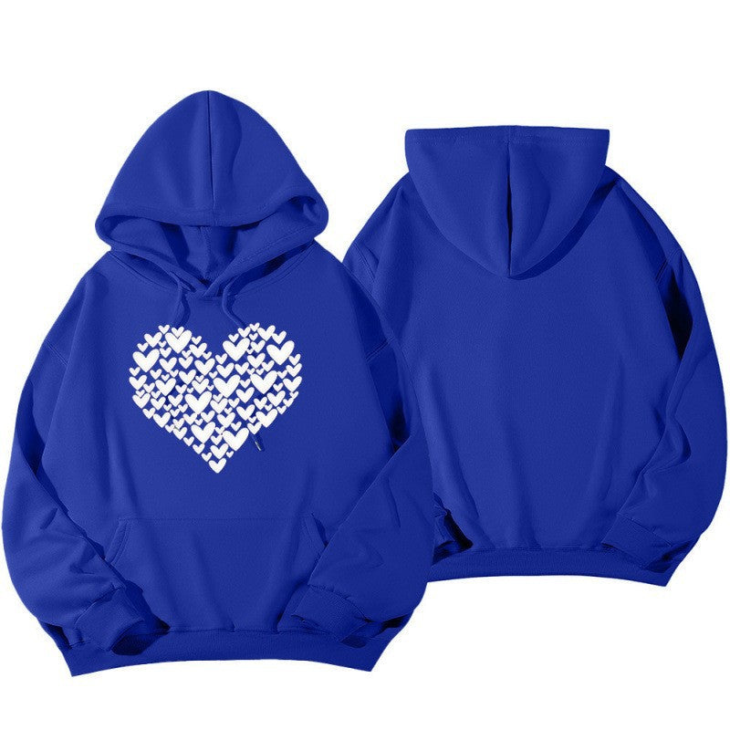 Kvinnors hoodie sweatshirt med stort hjärtformade design Mirla-Eva Jonsson