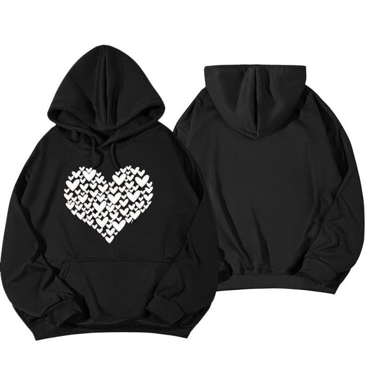 Kvinnors hoodie sweatshirt med stort hjärtformade design Mirla-Eva Jonsson
