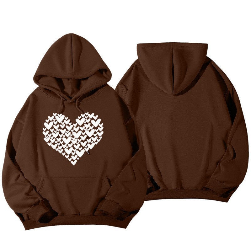 Kvinnors hoodie sweatshirt med stort hjärtformade design Mirla-Eva Jonsson