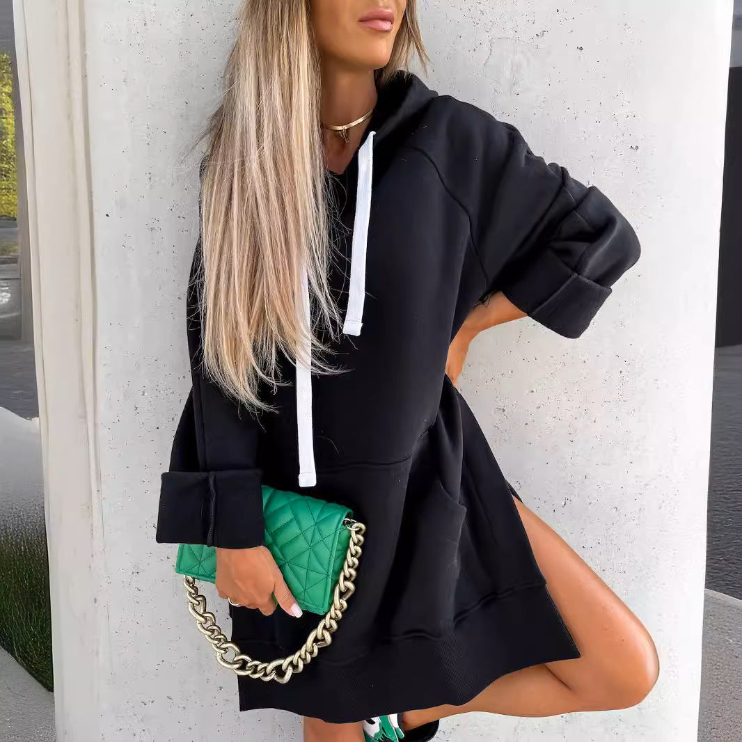 Kvinnors hoodieklänning med huva och sidoknya Mirla-Eva Jonsson