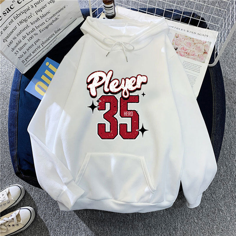 Kvinnors huva sweatshirt med kreativ basketdesign Mirla-Eva Jonsson