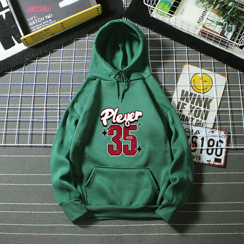 Kvinnors huva sweatshirt med kreativ basketdesign Mirla-Eva Jonsson