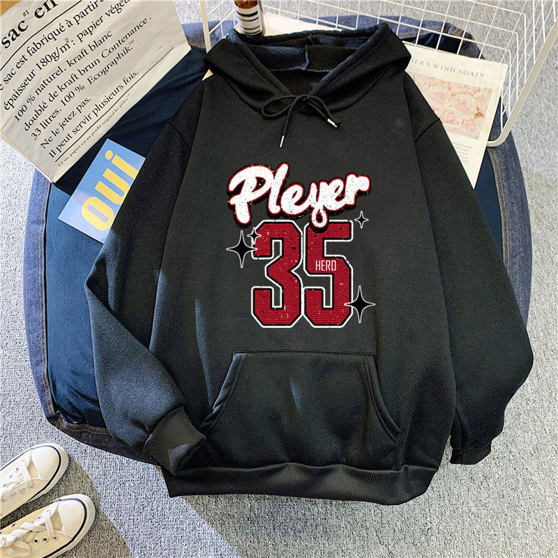 Kvinnors huva sweatshirt med kreativ basketdesign Mirla-Eva Jonsson