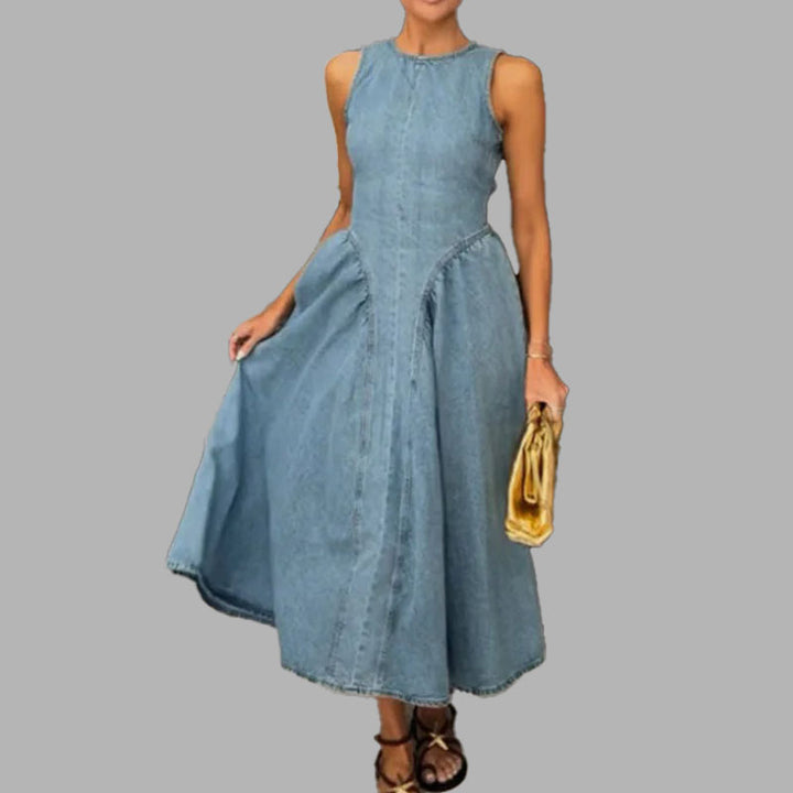 Kvinnors jeans maxi klänning med modern skärning och A-linje Mirla-Eva Jonsson